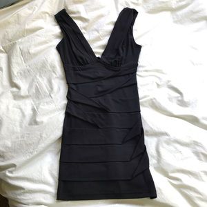 ❗️8/20 shop closes❗️ Black Bodycon Mini Dress